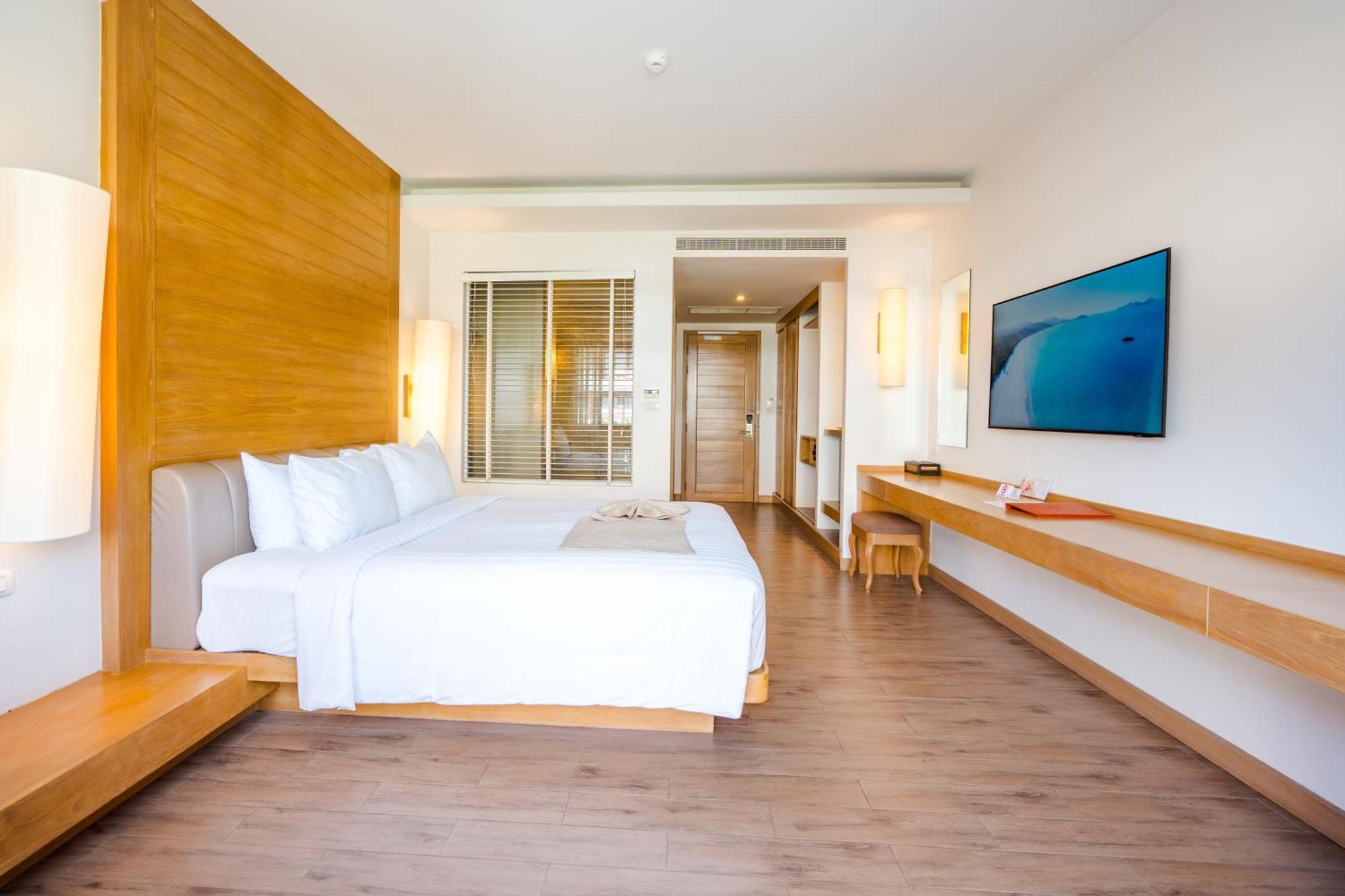 Ayrest Hua Hin Hotel Esterno foto
