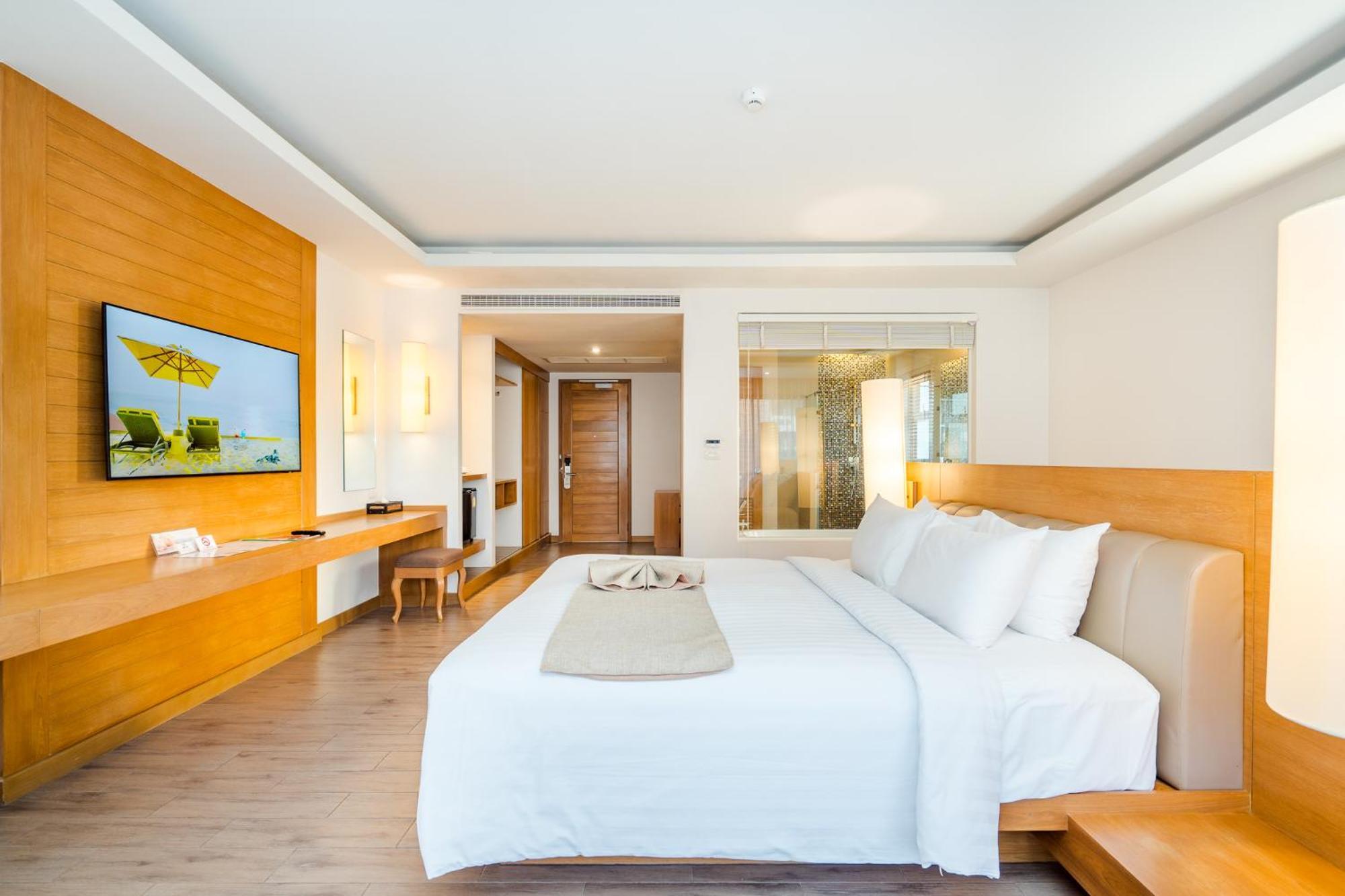 Ayrest Hua Hin Hotel Esterno foto
