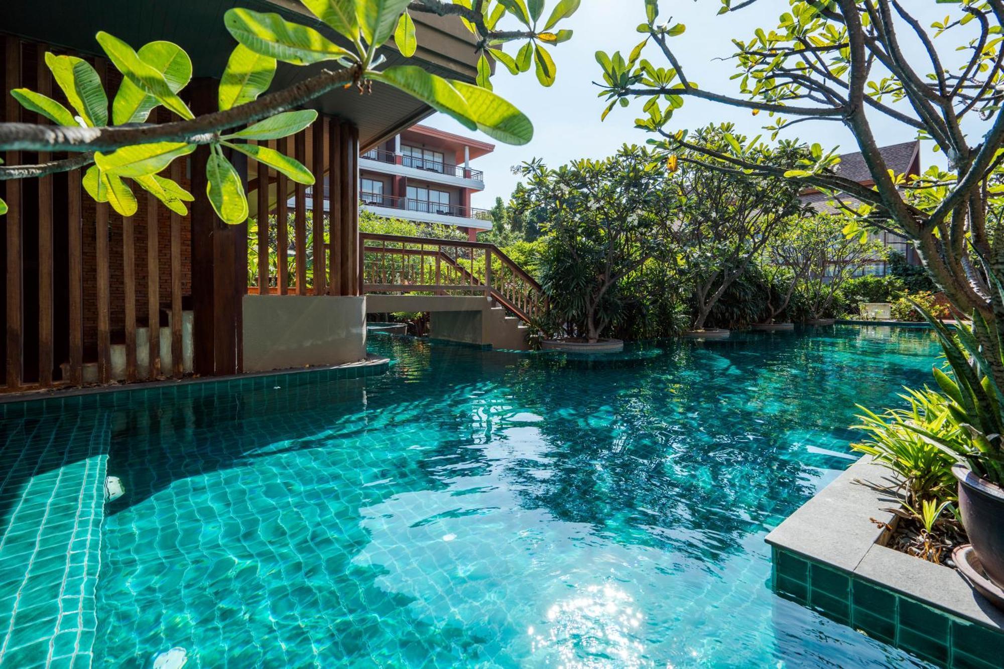 Ayrest Hua Hin Hotel Esterno foto
