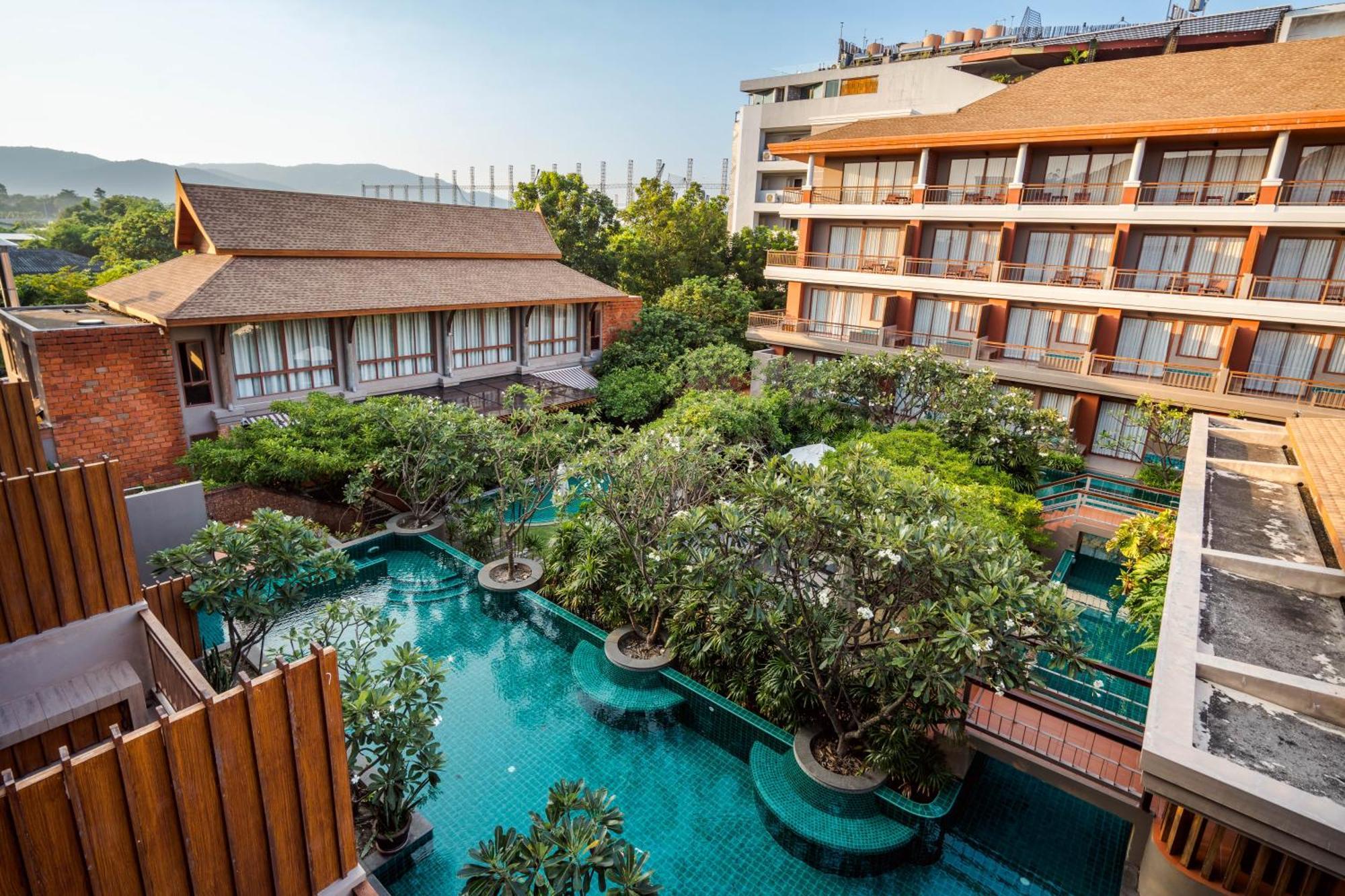 Ayrest Hua Hin Hotel Esterno foto